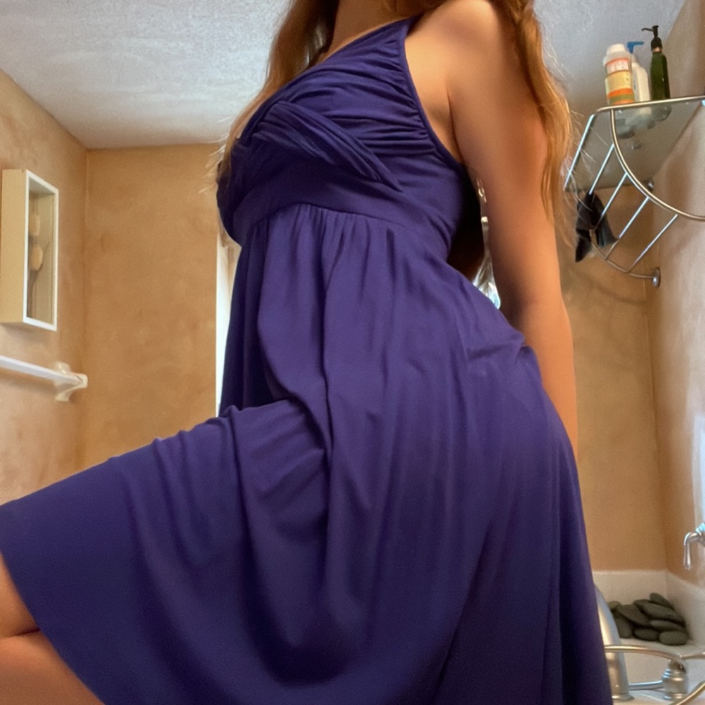 blue dress